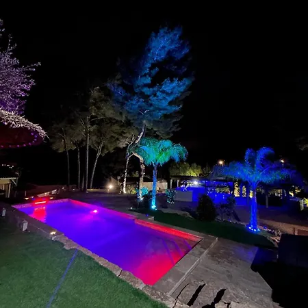 Bentley Apartament *